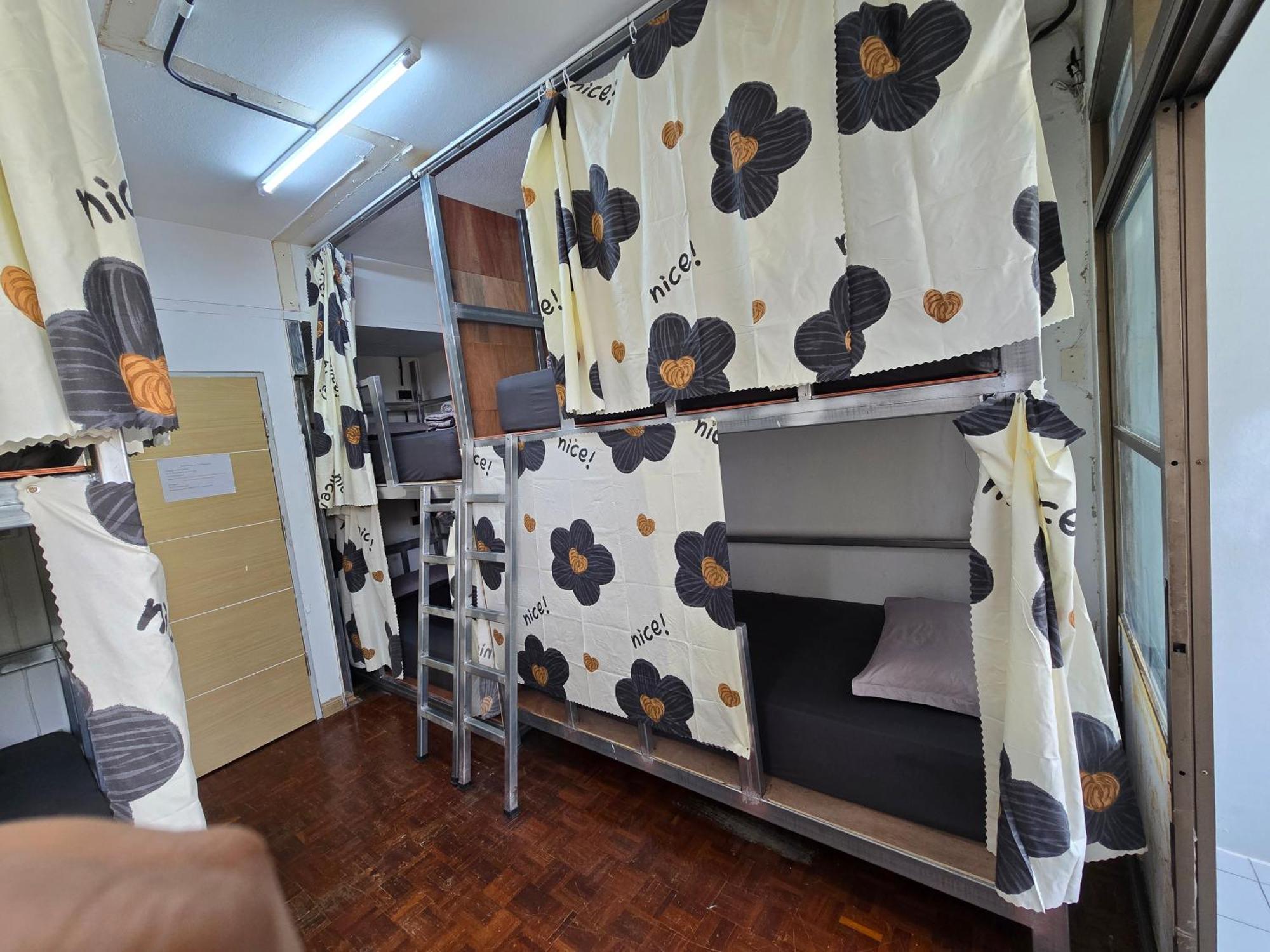 Panda Lodge Home Stay 방콕 외부 사진