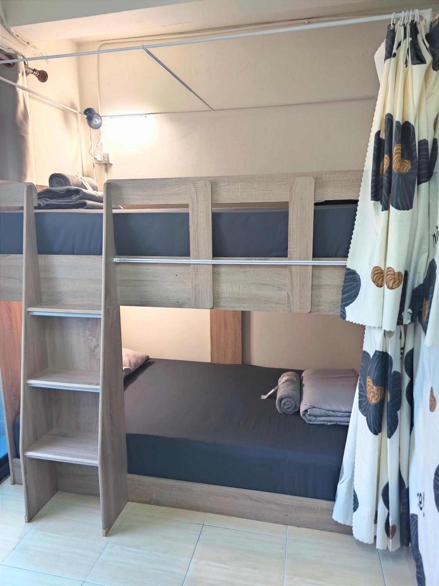 Panda Lodge Home Stay 방콕 외부 사진